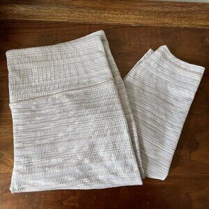 Athleta High Rise Jacquard Chaturanga 7/8 Tight Legging Size Large L Tan Beige